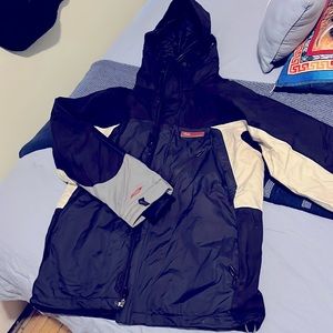 Very nice Oakley Jacket used like new!!